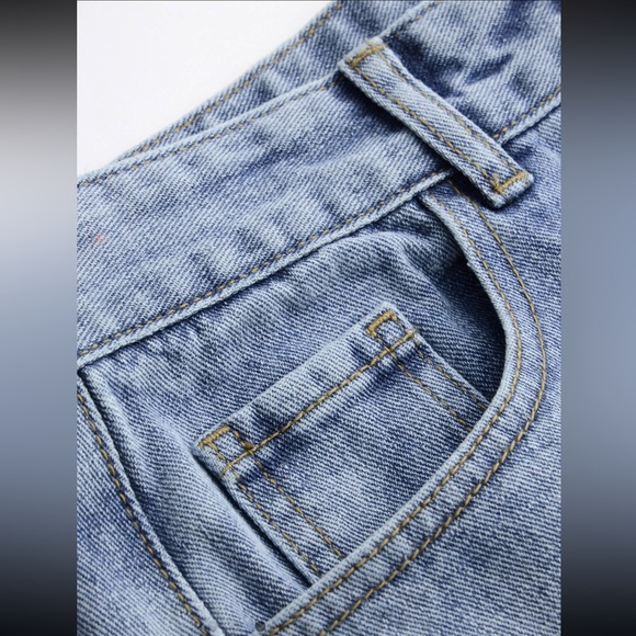 Mid rise pocket barrel leg jeans - Picture 7 of 10